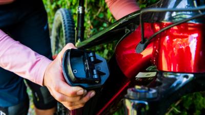 Trek PowerflyFS4 800EU XL 29 Fury Red / Dark Star Gloss Produktbild 5